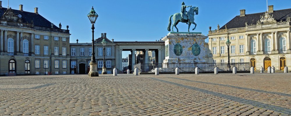 Denmark_0104 - Amalienborg Palace